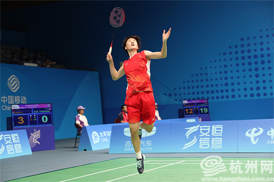 用顶对弱踢 用顶对弱踢