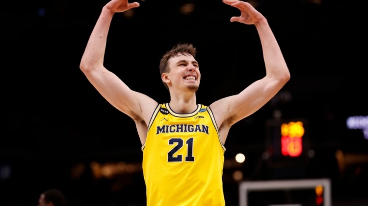 为场面与比 为场面与比